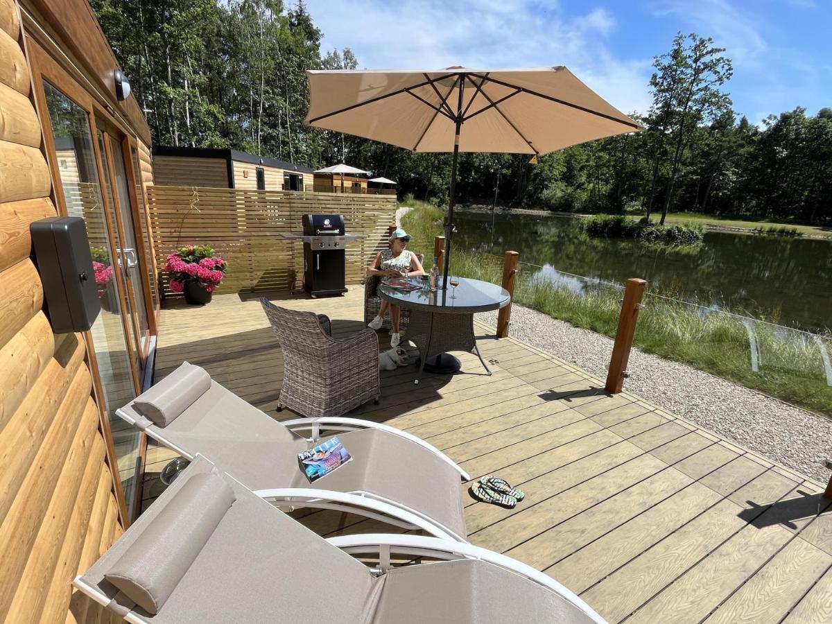 Oak Boutique Lodge Includes Hot Tub Air Con & Dog York Luaran gambar