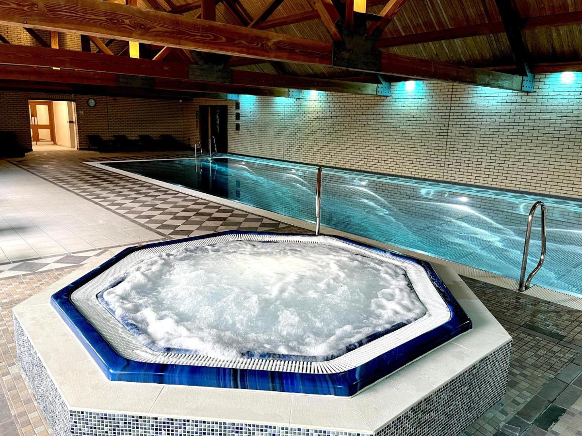 Oak Boutique Lodge Includes Hot Tub Air Con & Dog York Luaran gambar